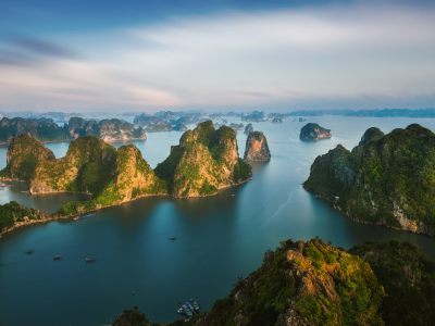 Halong-bay-specatcular-view-from-seaplane
